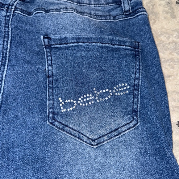 Bebe Bermuda Jean Shorts Size 30 Women Rolled Hem Stretch Comfy - Picture 3 of 8